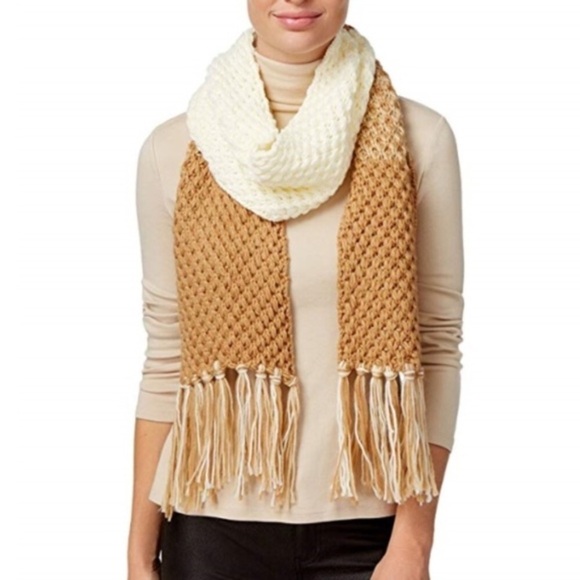 NWOT Rampage Beanie Scarf Set Ivory - Picture 3 of 7